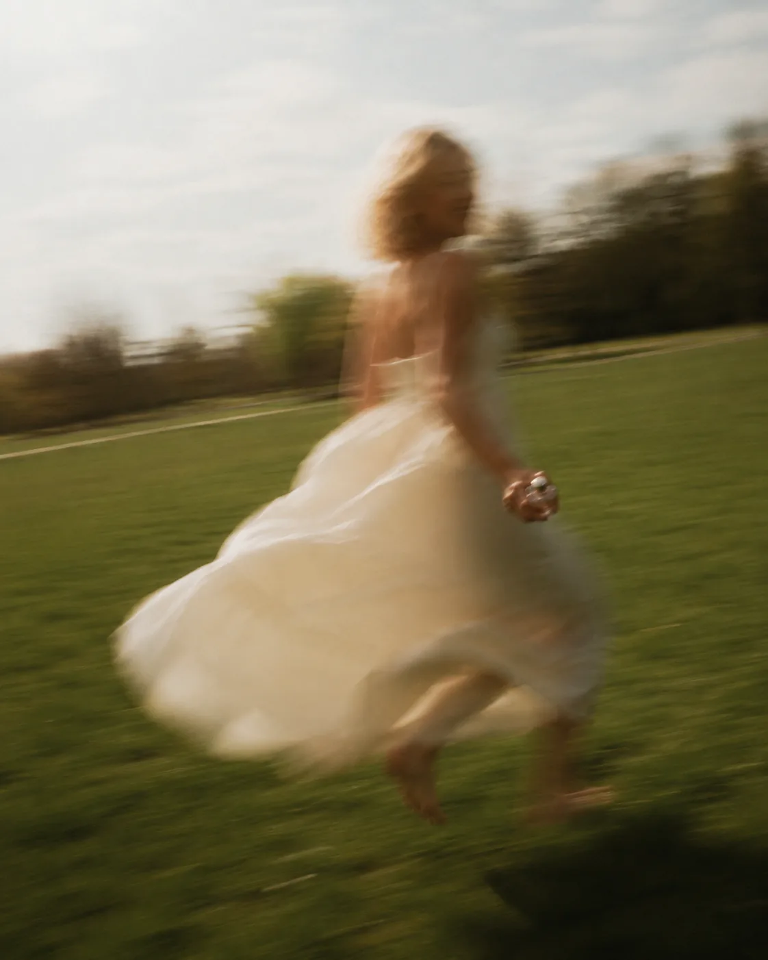 Rare Perfume wildflower field shoot, image 4